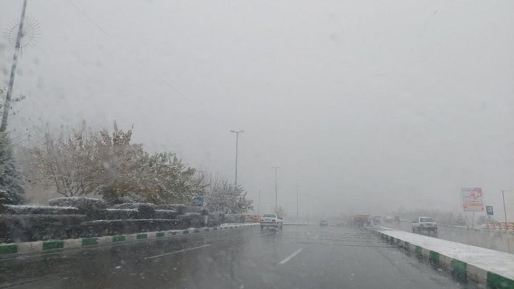 بارش برف در محور بروجرد- اراک