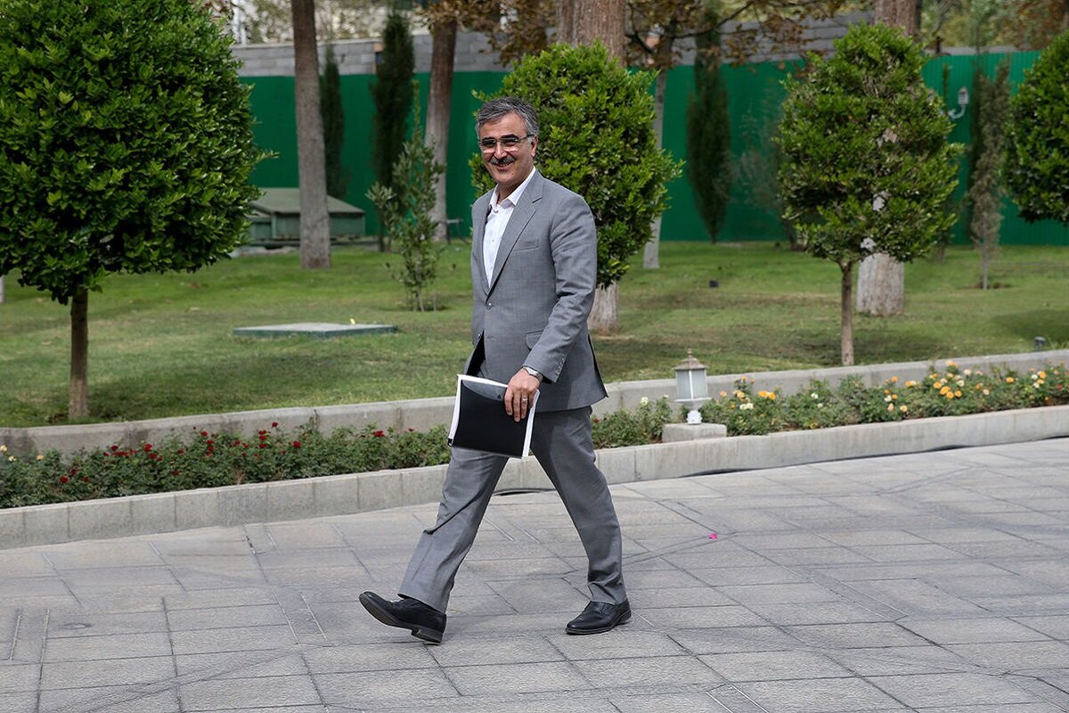 رئیس‌کل بانک مرکزی عازم چین شد