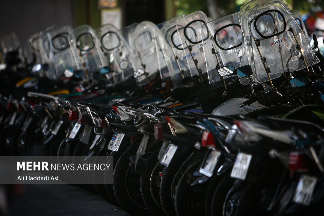 مصرف ۱۱۳ میلیارد تومان بنزین، توسط موتورسیکلتها مصرف ۱۱۳ میلیارد تومان بنزین، توسط موتورسیکلتها